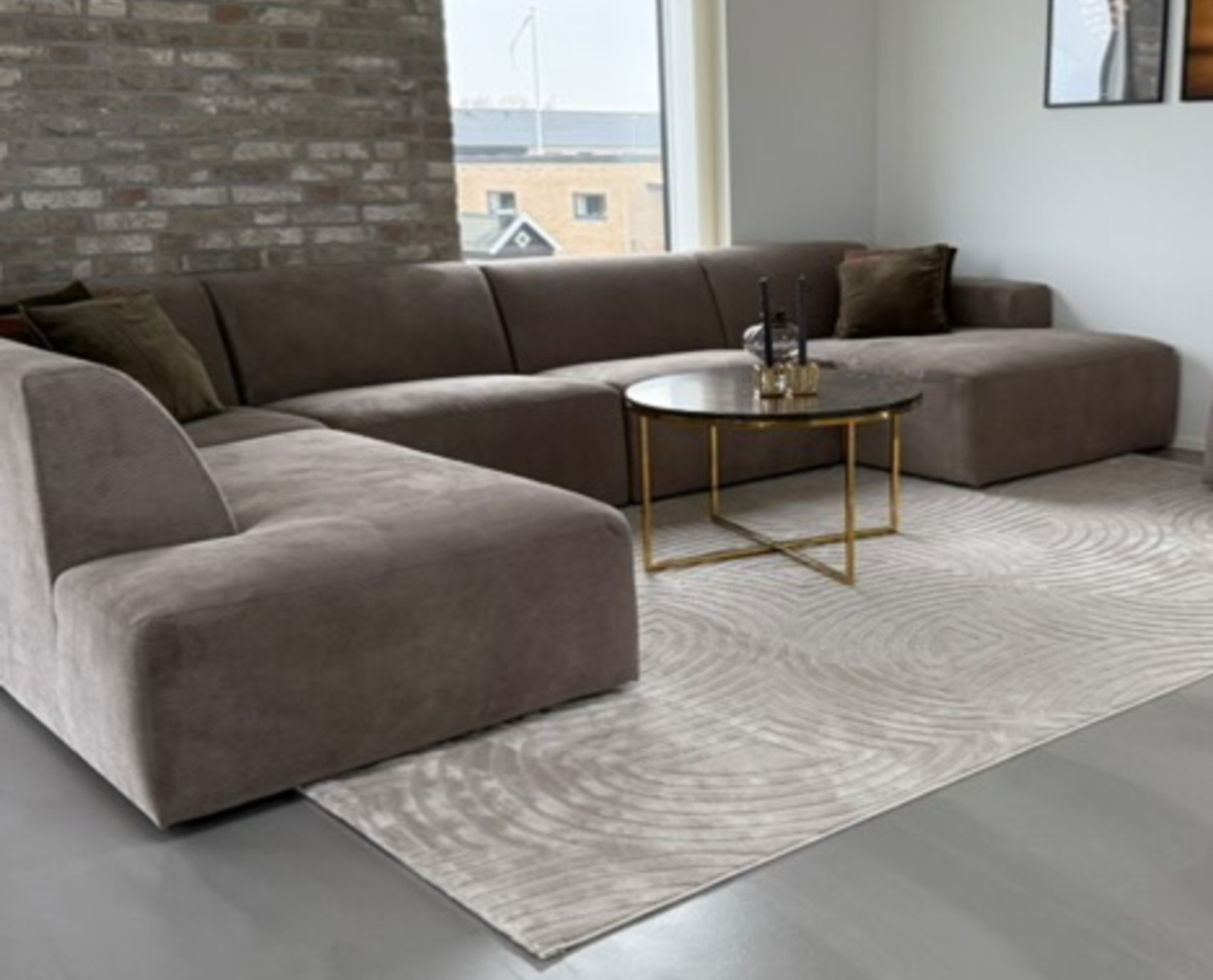 Boston | Hjørnesofa med chaiselong og open end| Smalle midt moduler | Udstillingsmodel