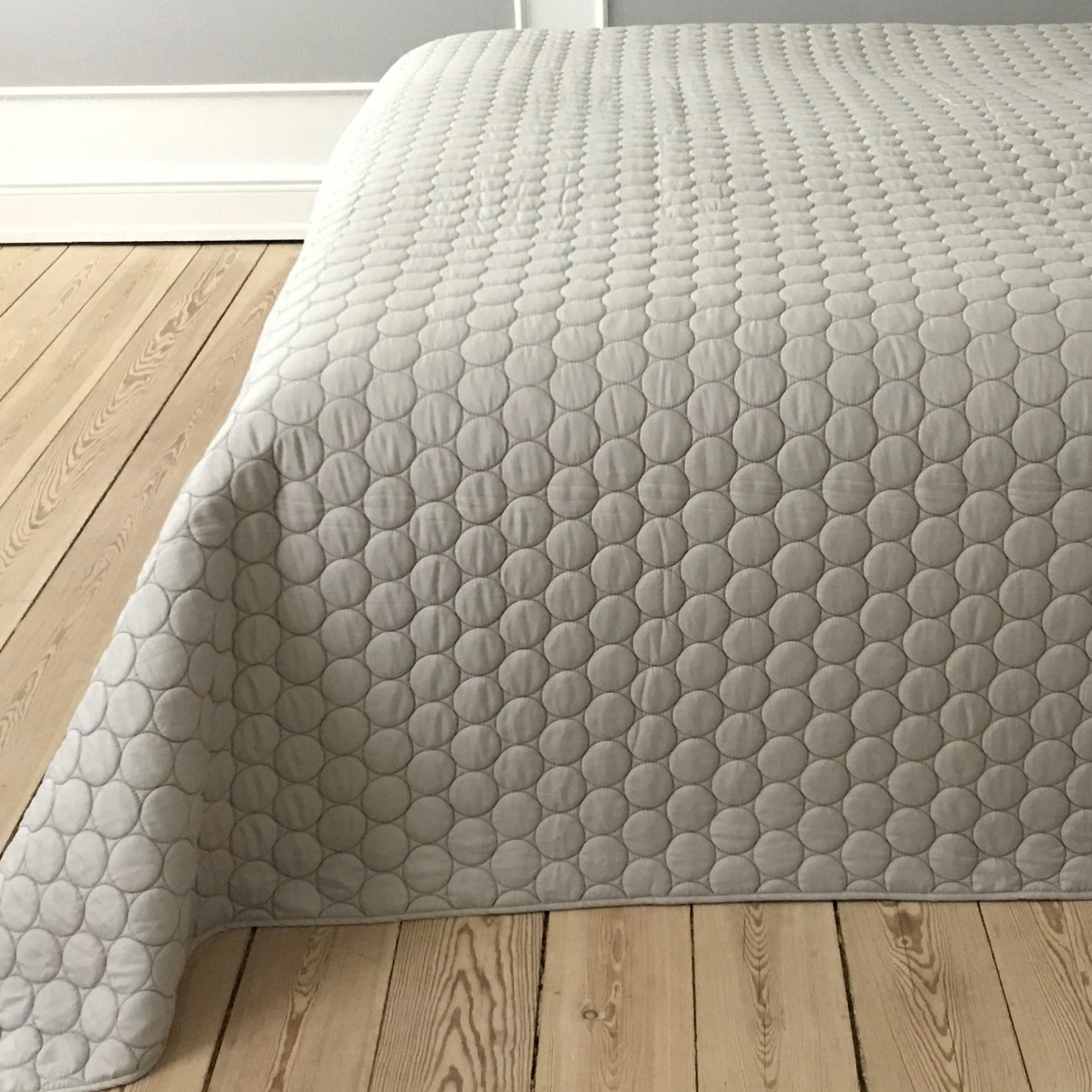 Pagunette Sengetæppe Pantomime 260x260 cm, Sand