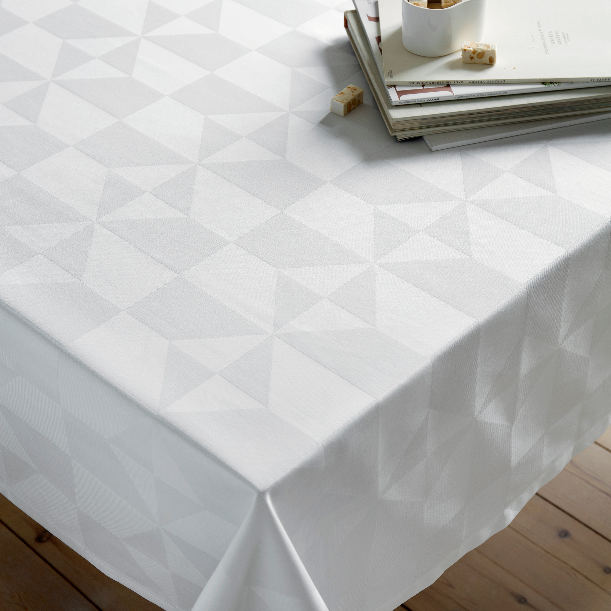 Compliments Damaskdug Wind 160x370 cm, Hvid