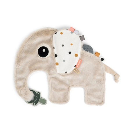 Done By Deer, Nusseklud