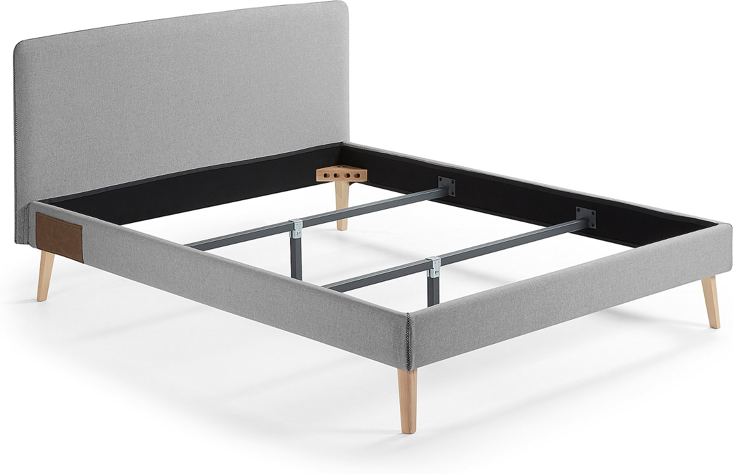 Sengeramme til dobbeltseng Kave Home Dyla 150x190 cm grå stoframme med høj hovedgavl