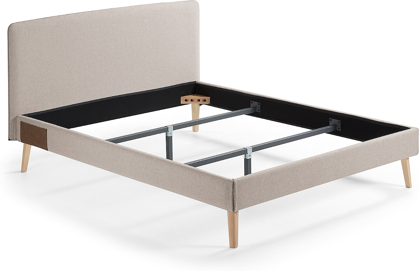 Dobbeltseng Kave Home Dyla beige 160x200 stoframme med luksus hovedgavl og aftageligt betræk
