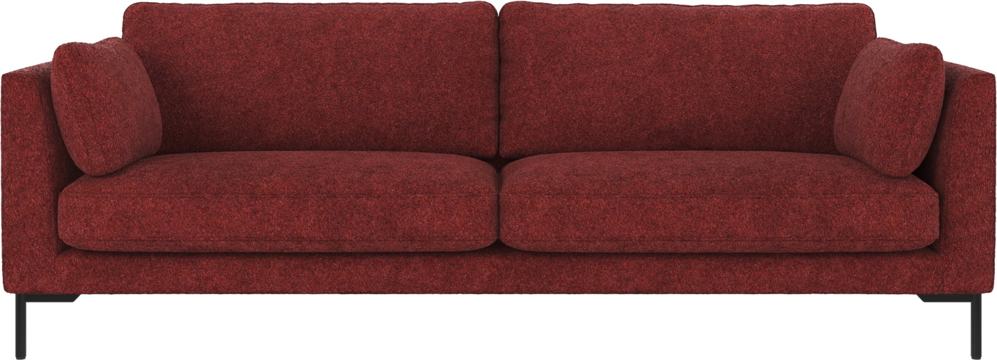 3-personers sofa Rowico Corwin i dybrød Anna8 polyester med sorte pulverlakerede metalben 238 cm bred