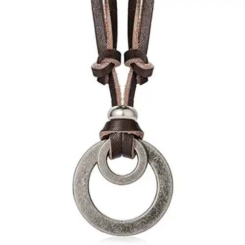 Brun læderhalskæde med ringe