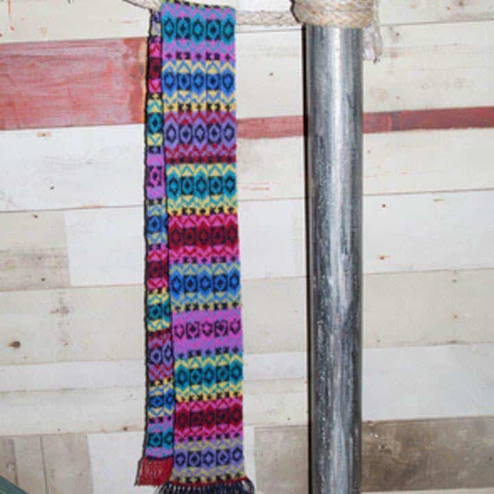 34-7 Tørklæde i einband - Garn - Istex