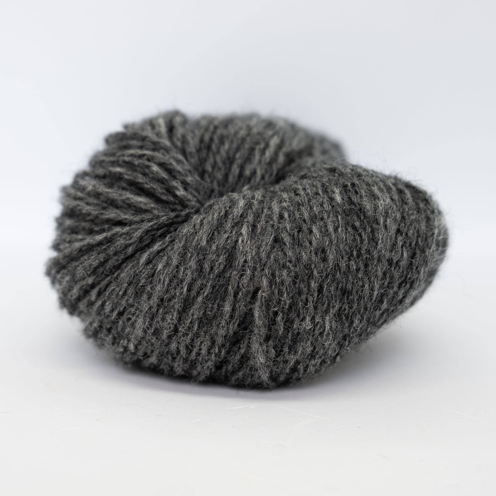 Tinde - 652144 lys koksgrå - Strikkegarn > Strik norsk trøje > Hillesvåg > Tinde - Hillesvåg