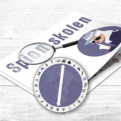 Spion skattejagt for børn 6-9 år med spor oversigt, dekoder og spændende opgaver