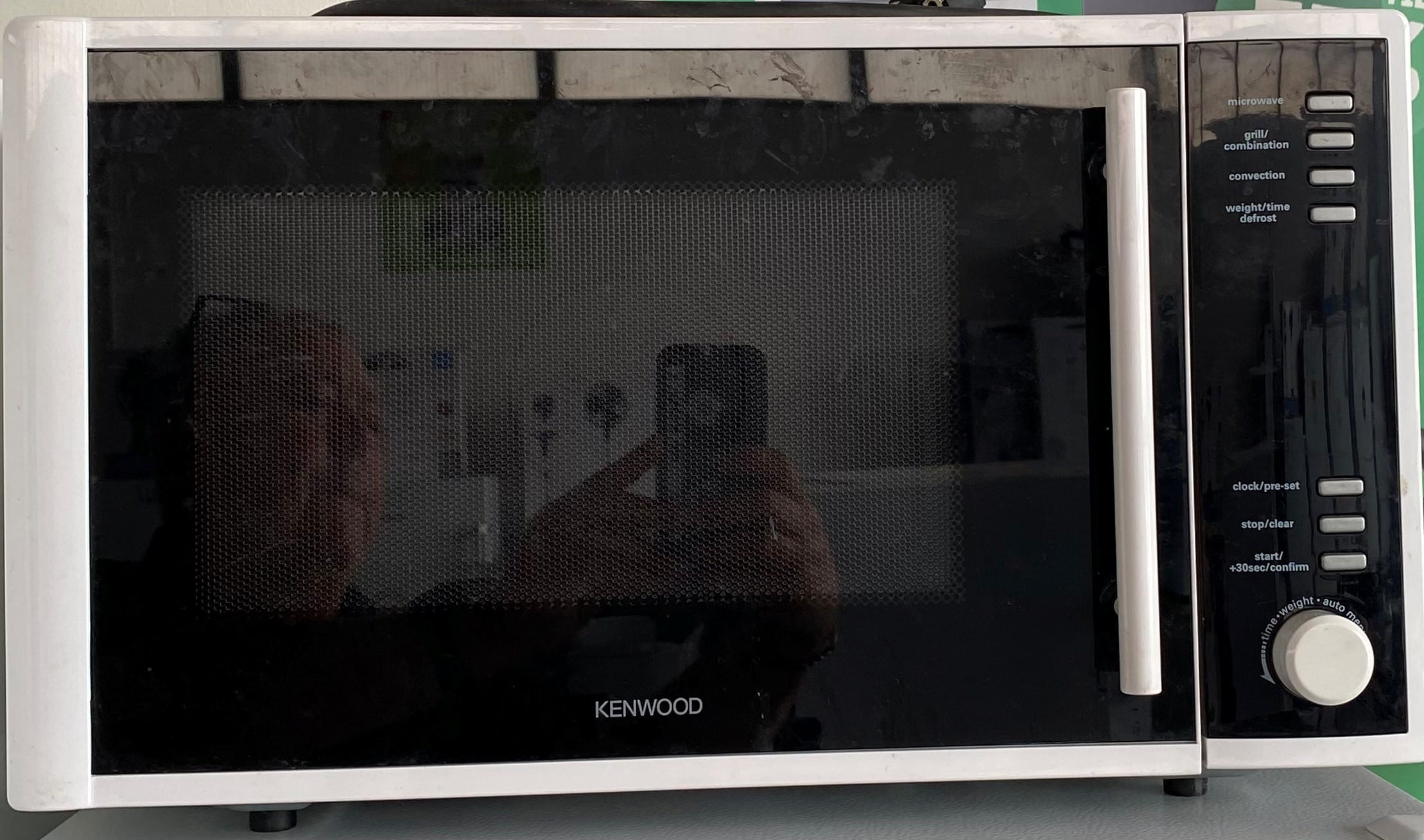 Brugt Kenwood mikroovn med varmluft