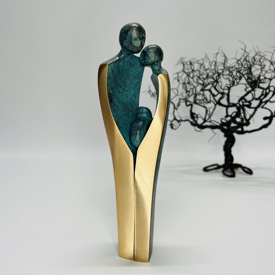 Nyfødt - skulptur i ægte bronze