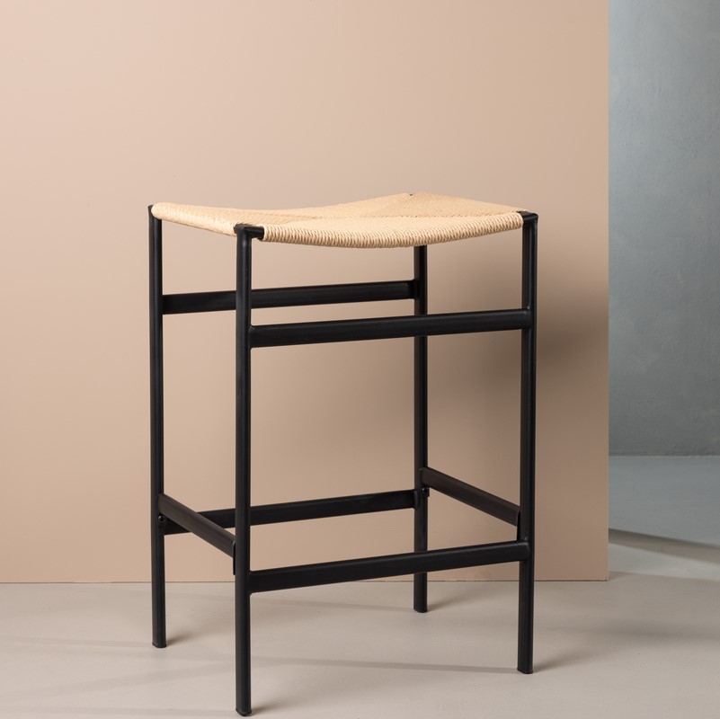 Shape - 2 Barstole i natur flettet rattan og metal