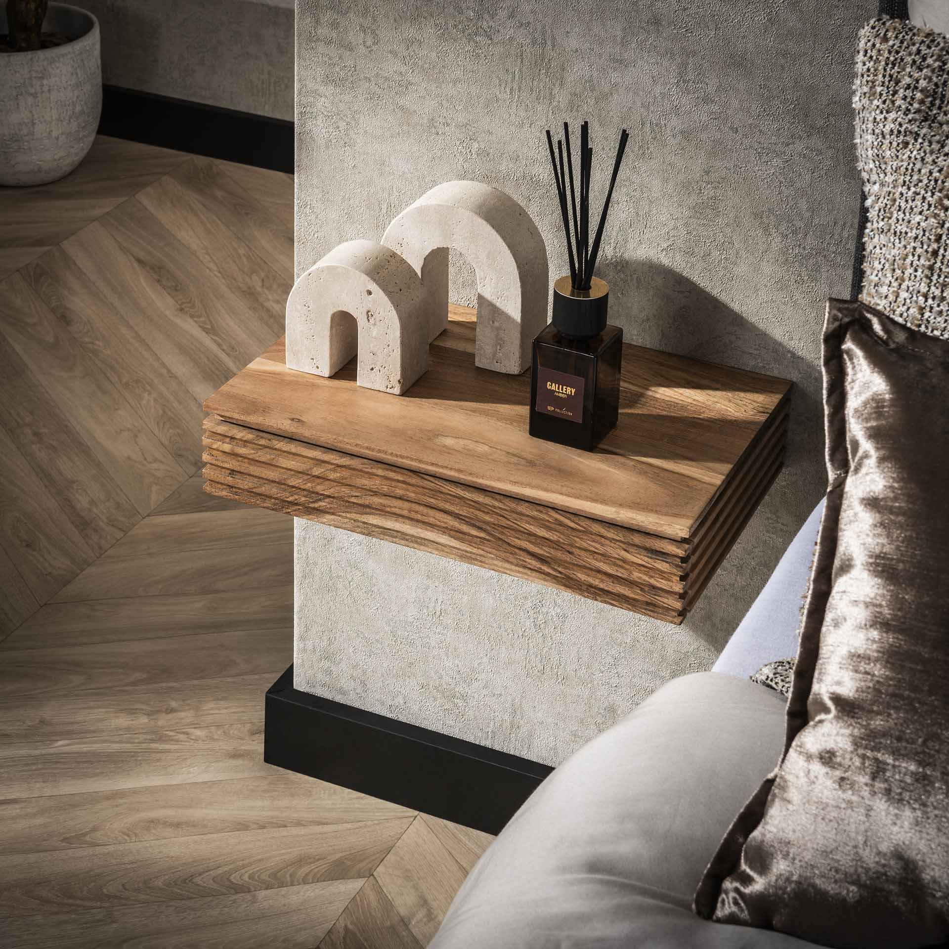 Hacho - 2 Sengeborde i massiv akacietræ, bredde 40 cm.