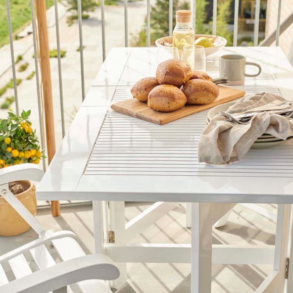 Expa - Spisebord med folde funktion, hvid mahogni, 65 x 130 cm.