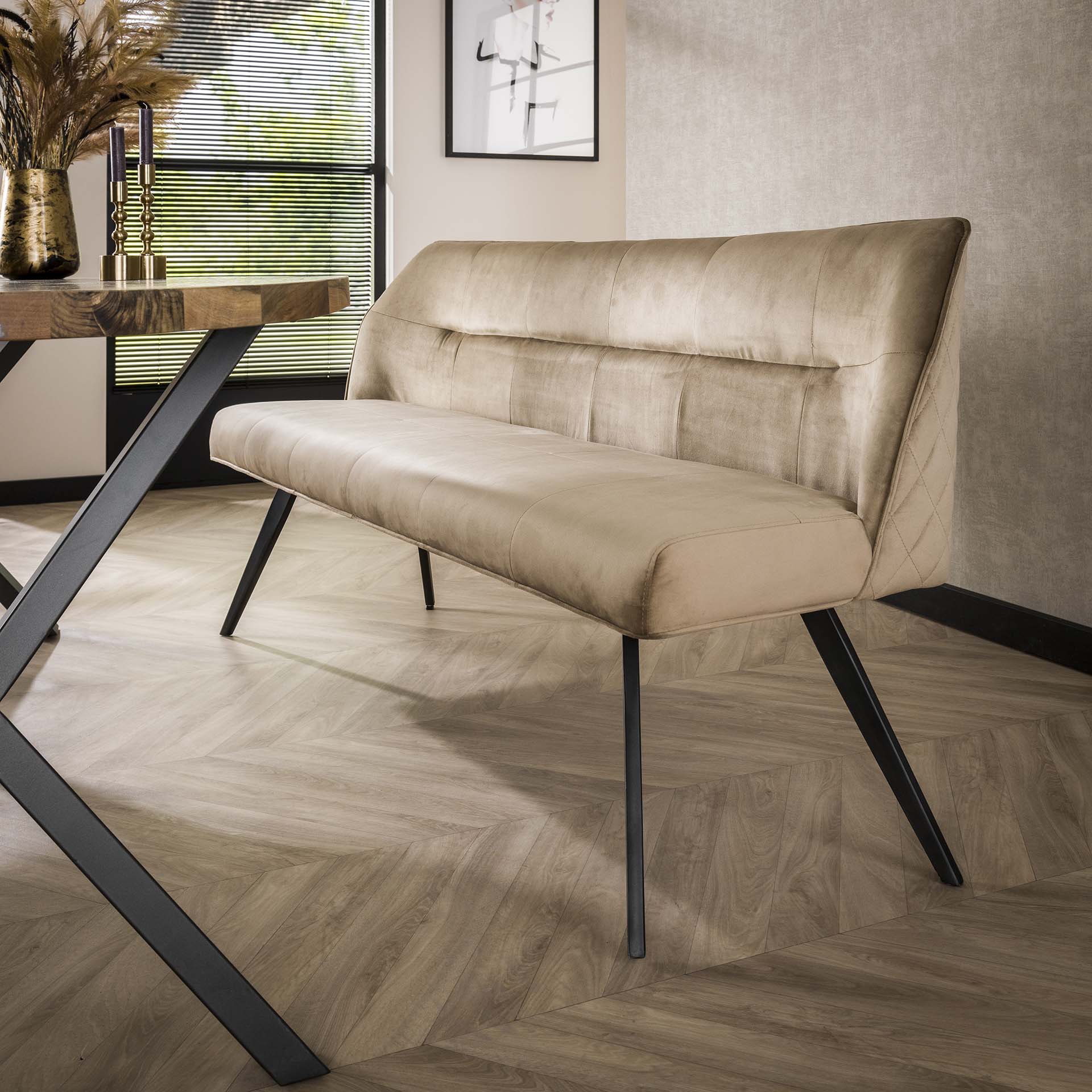 Boxi - Bænk i champagnefarvet fløjl med længde 188 cm.