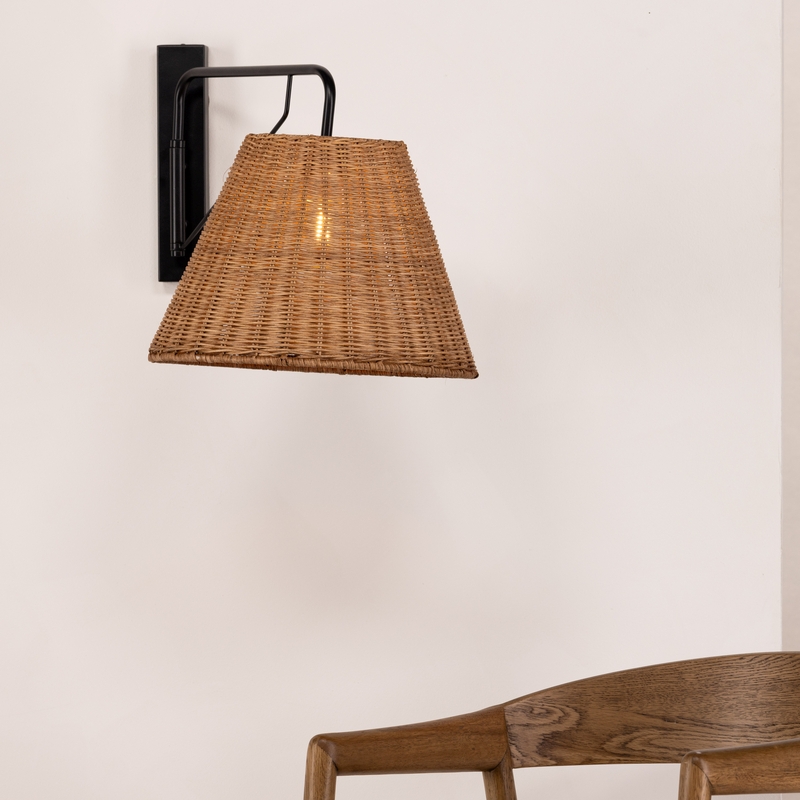 Stella - Væglampe i metal og rattan