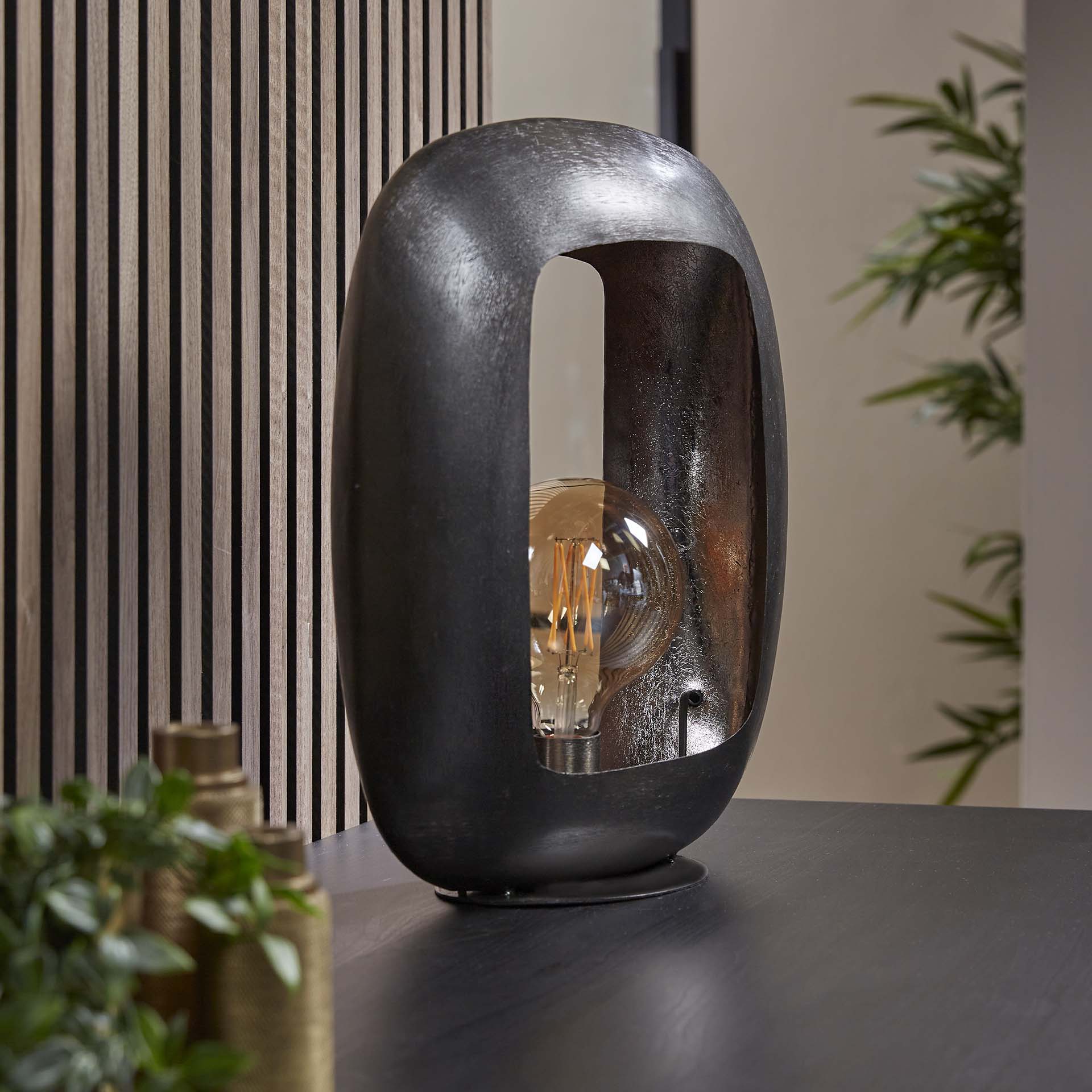 Cueva - Bordlampe i metal, højde 44 cm. Levering uden pære