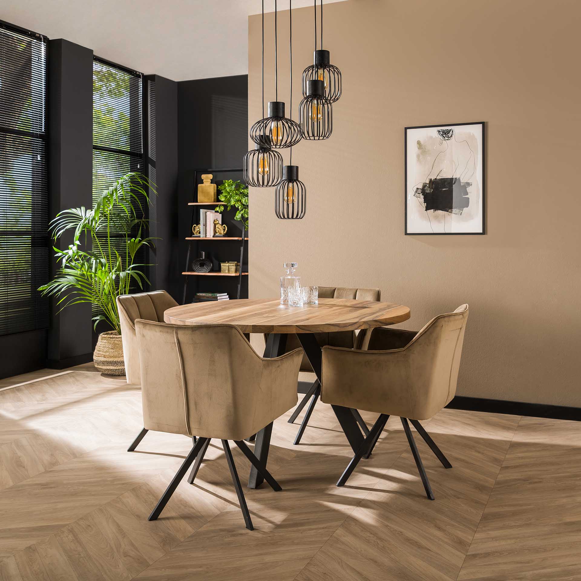 Luke - Loftlampe med fem metalskærme i forskellige former Levering med pære(r)