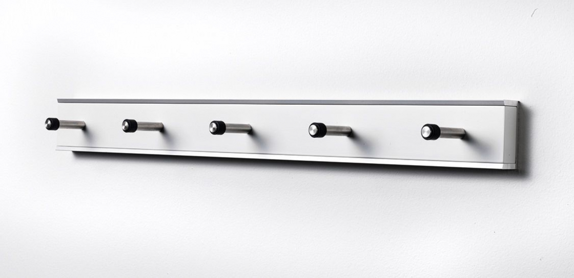 KR35- Knagerække, bredde 60 cm, fem forskellige finish Hvidt træ og stål