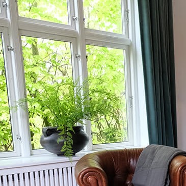 Botanic lerkrukke med håndtag