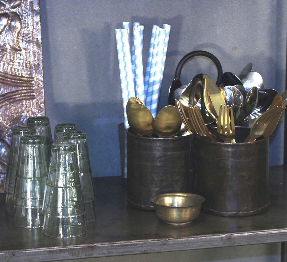 Camas - Dobbelt-Bøtte i jern, 2 stk.