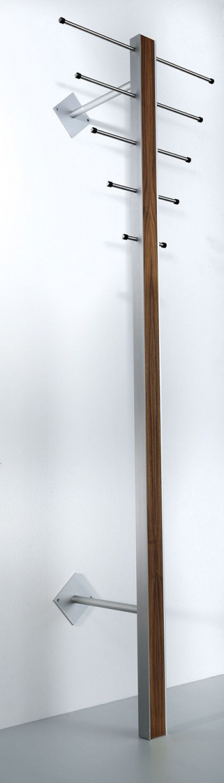 ST1 - Væghængt stumtjener i seks forskellige finish Valnød og stål