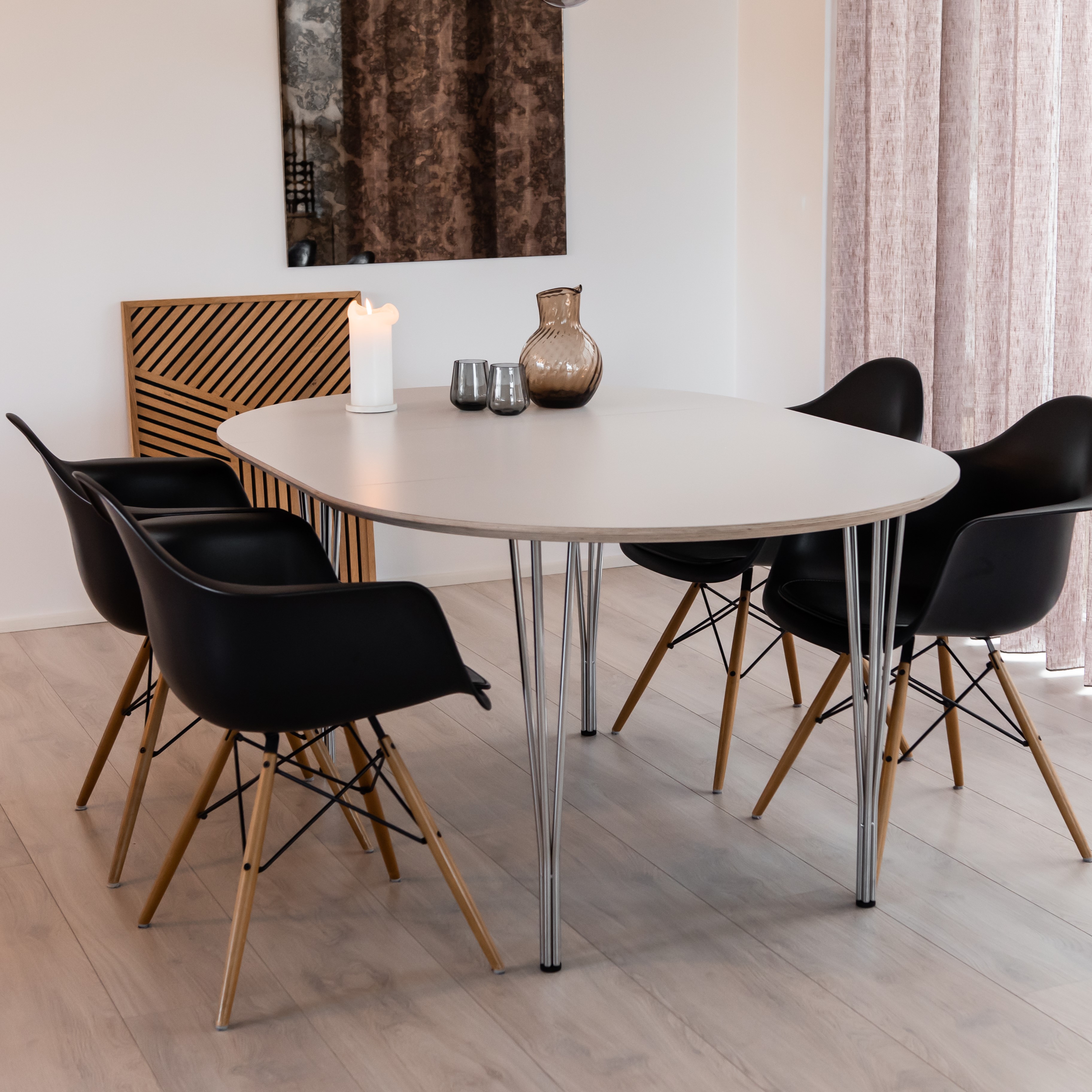 DT 100 - Rundt spisebord med 2 tillægsplader i hvid laminat, fire størrelser Bord med 2 tillægsplader, ø 90 cm. + 2 x 50 cm.