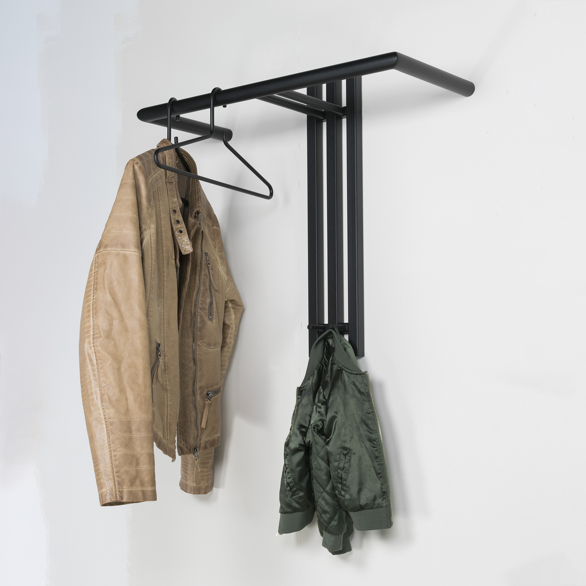 Bocina - Knagerække i sort stål