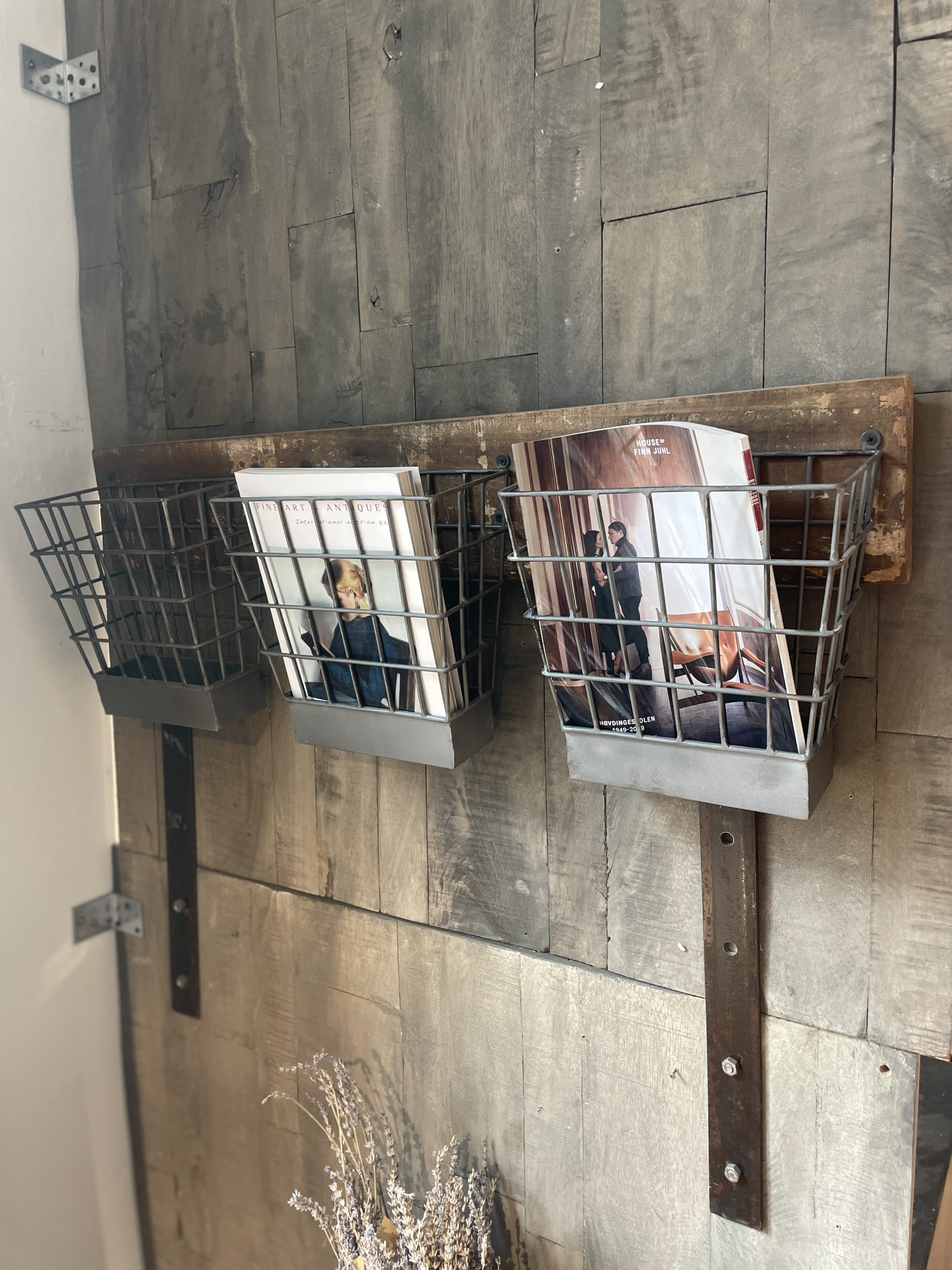 Magasinholder til væg