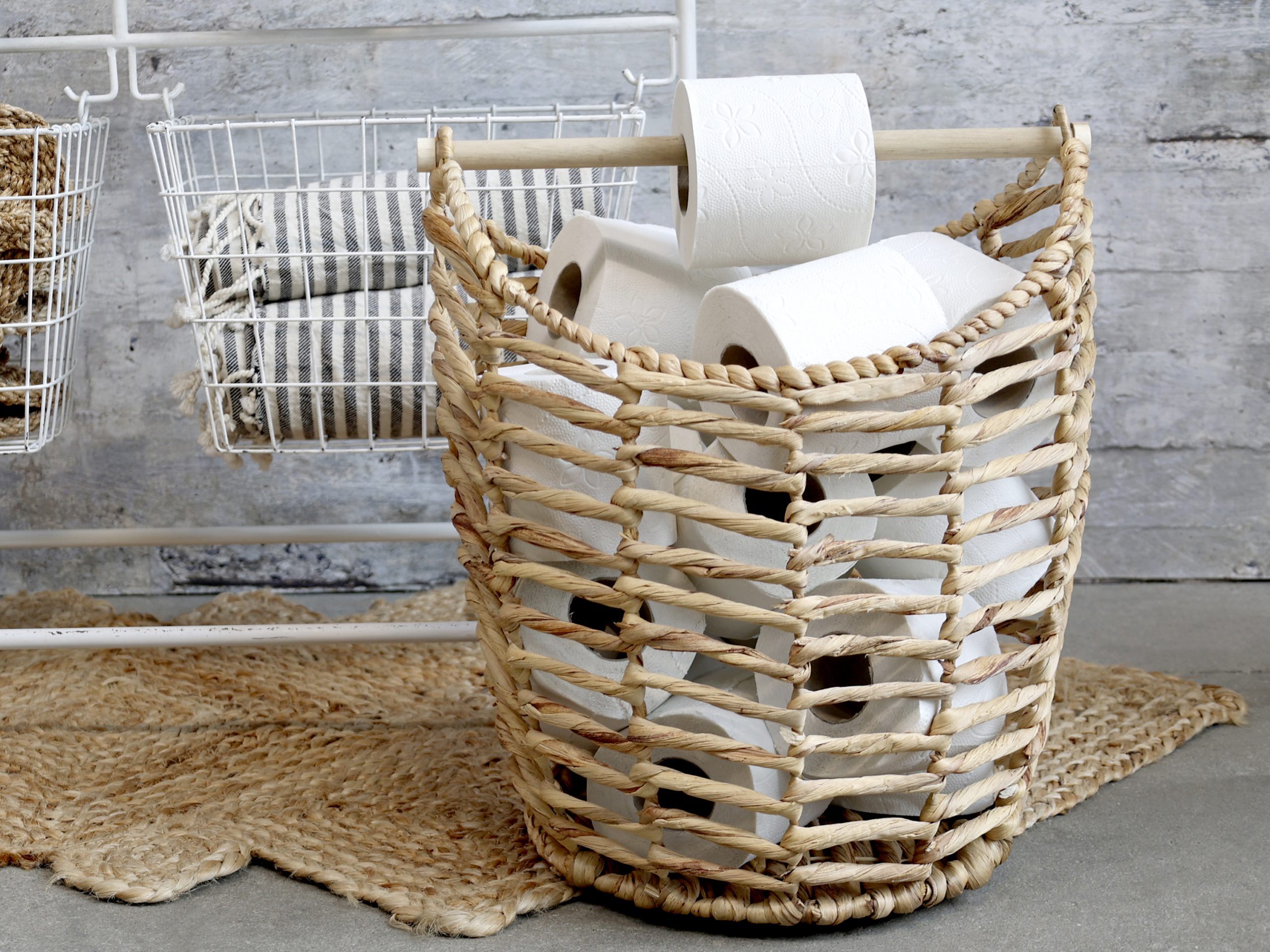 Kurv m. toiletpapirsholder