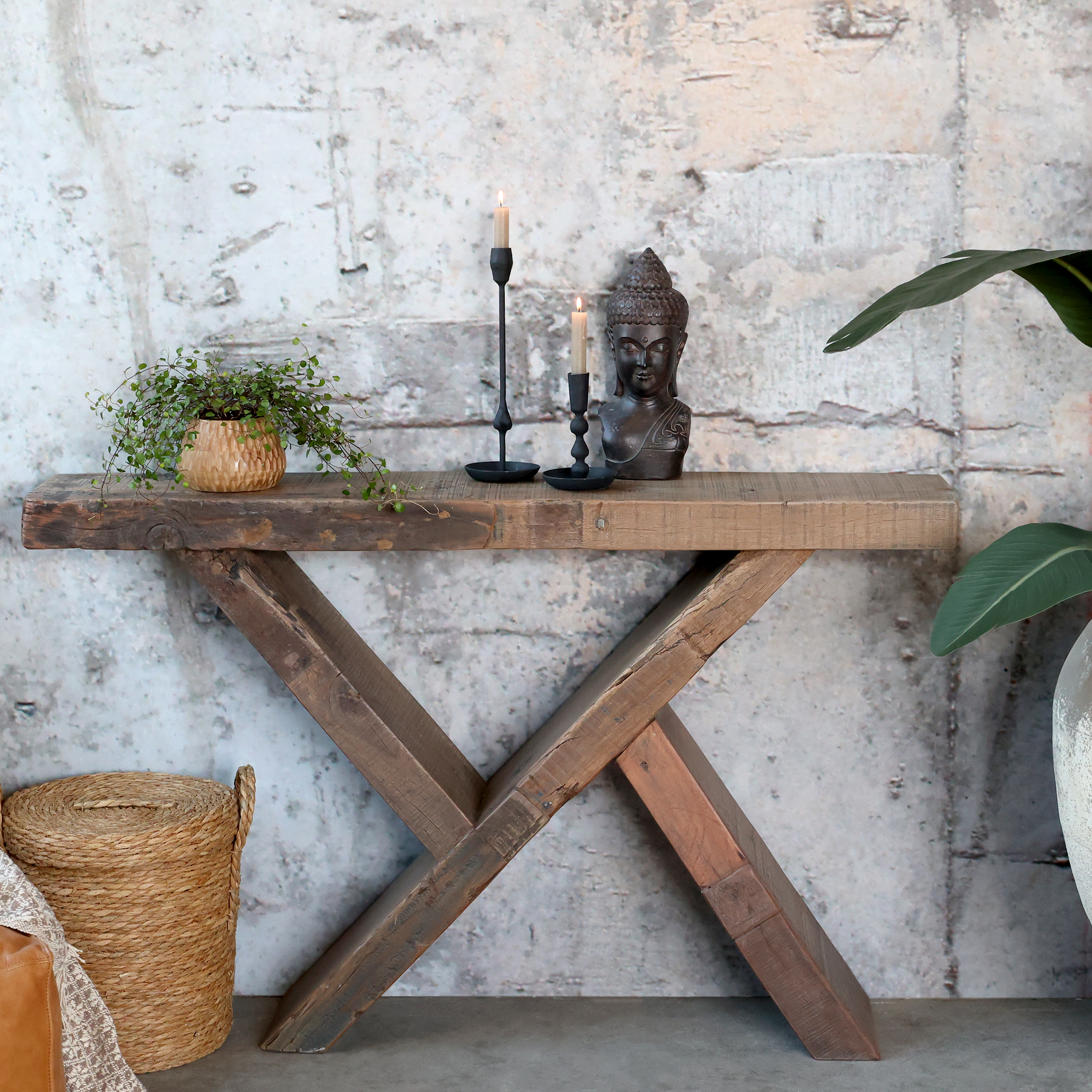 Konsolbord/anretterbord i genbrugstræ