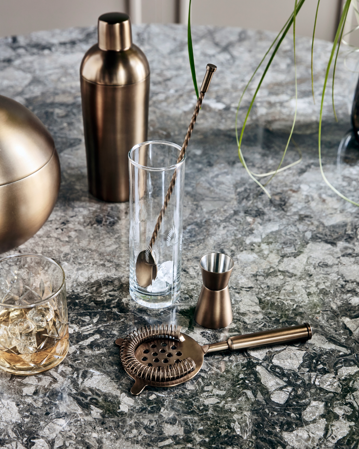 Barsæt, Antik messingfinish