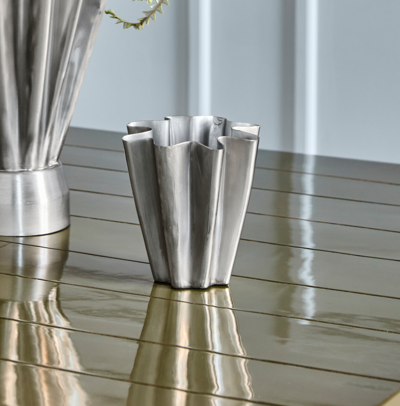 Vase, Flood, Børstet sølvfinish