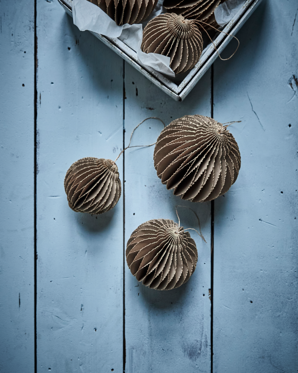 Julepynt, Mellem - BRUN - 4 stk.