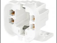 G24q-3/G24q-4 fatning med flanger for skruemontering