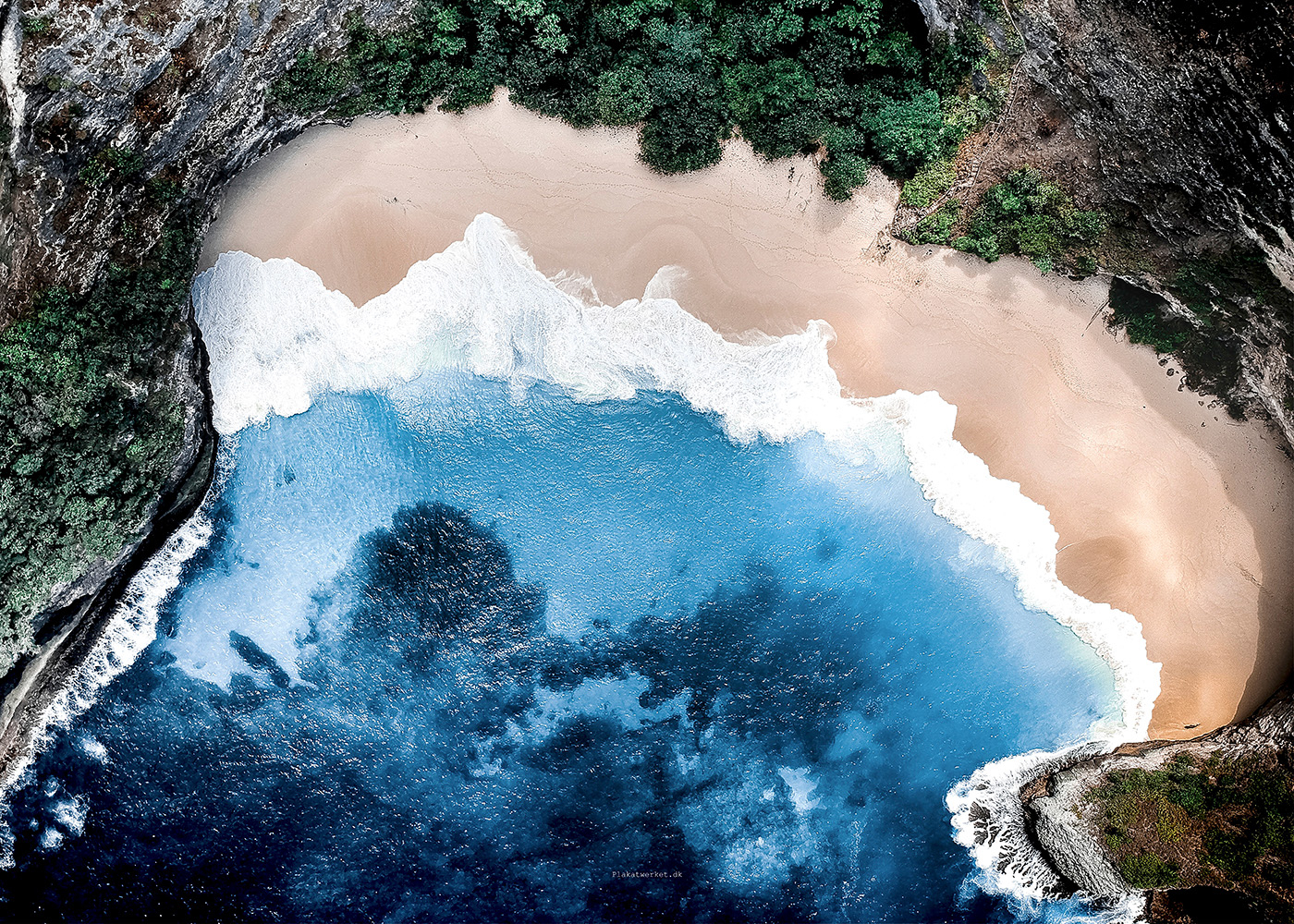 Blue Water af Plakatwerket