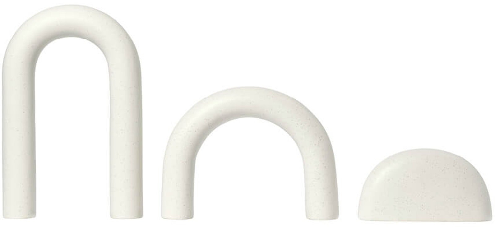 Skulptur Kristina Dam Cupola off-white stentøj minimalistisk dekoration H33,5 x B24 x D5,5 cm