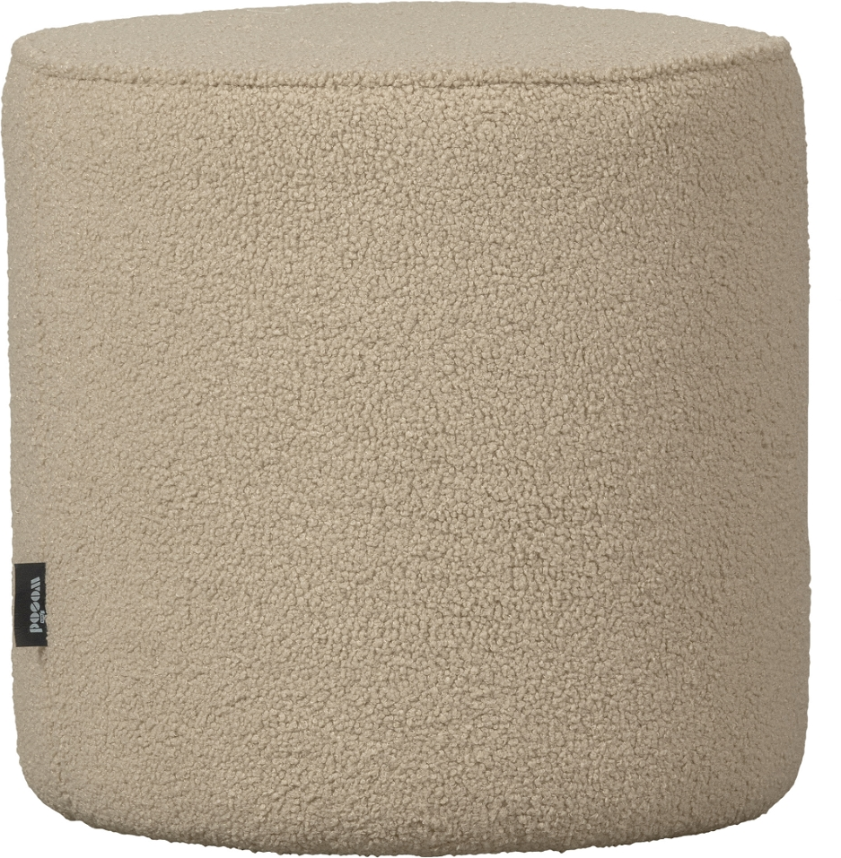 Puf, fotpuf WOOOD Sara Ø46 x H46 cm - Sandfarvet Teddy Bobare-polstring, FSC/MDF